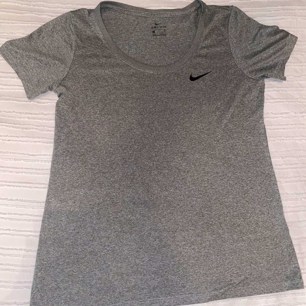 Nike Women’s Legend Scoop Short Sleeve Running Shirt Size S Grey